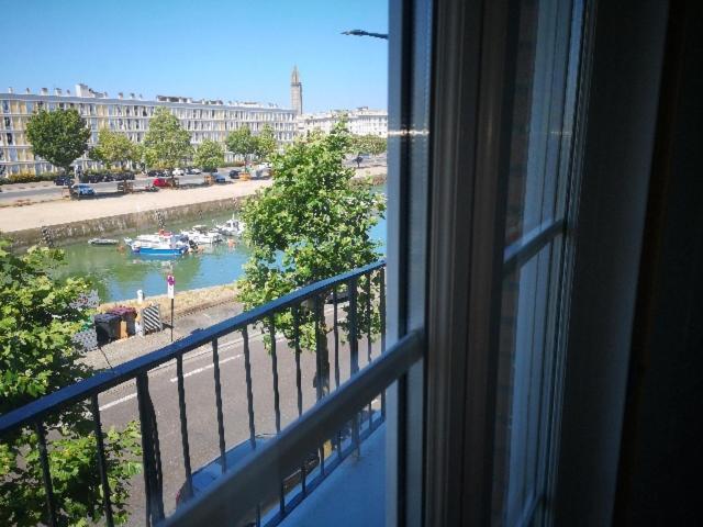 Le Cocon Sur Les Quais - 4 Pers - Parking Prive Apartment Le Havre Exterior photo